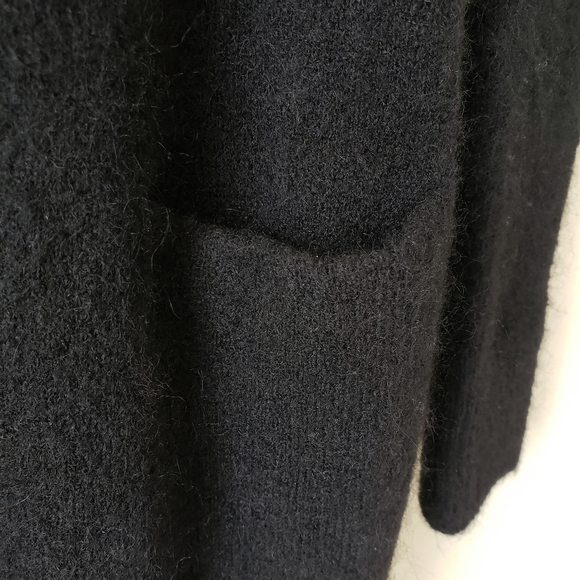 Aritzia Wilfred Free Aronson Sweater Black - Picture 7 of 9